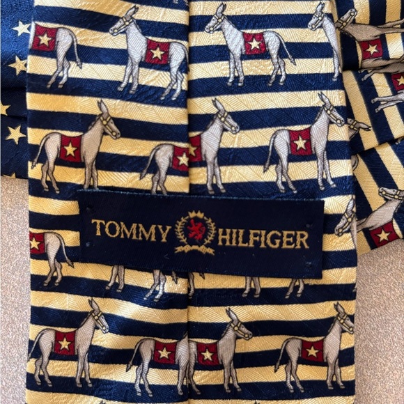 Tommy Hilfiger Democratic Donkey Stars Italian Silk Tie - Picture 6 of 8